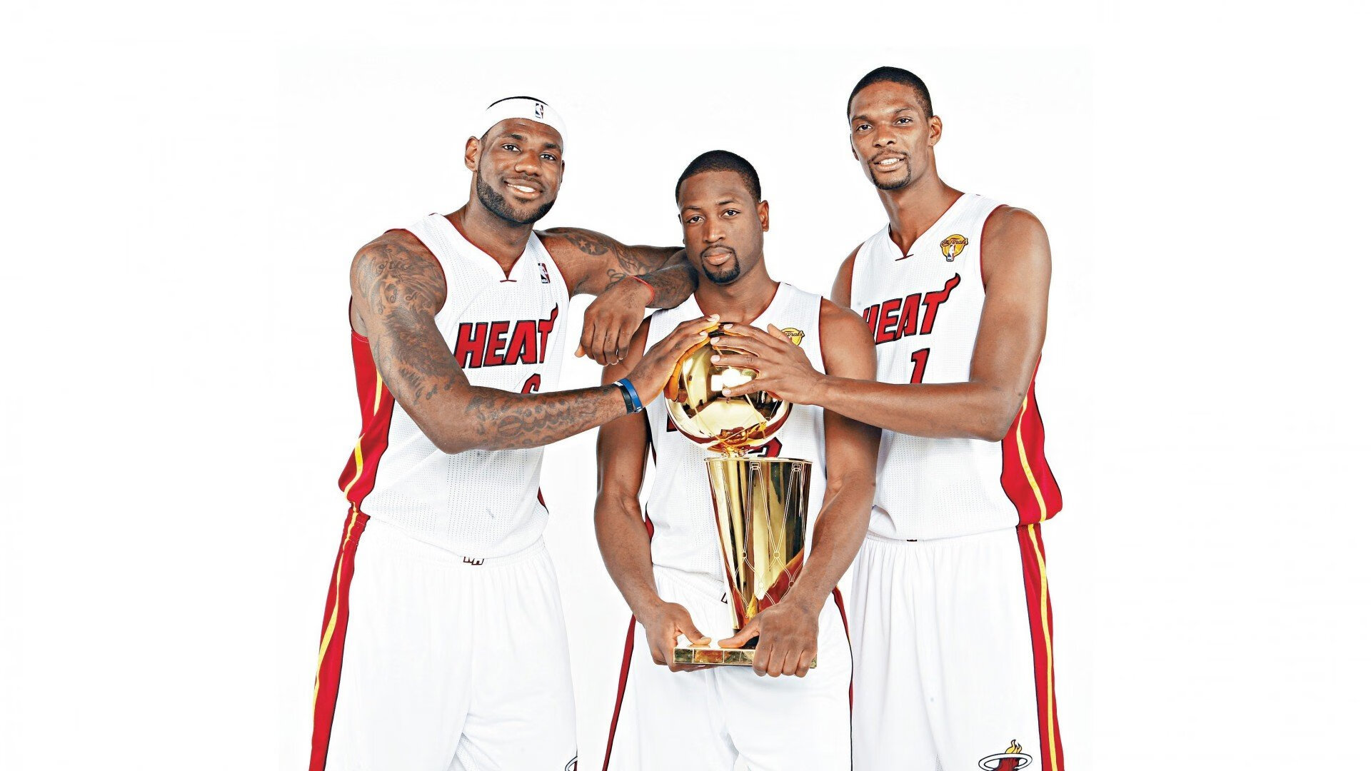 山西单节狂潮打懵广厦,福克斯世界杯封神!中国男篮与NBA后卫的差距究竟有多大?